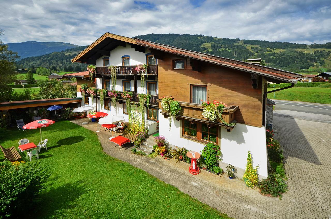 Pension Erlhof Saalfelden Esterno foto